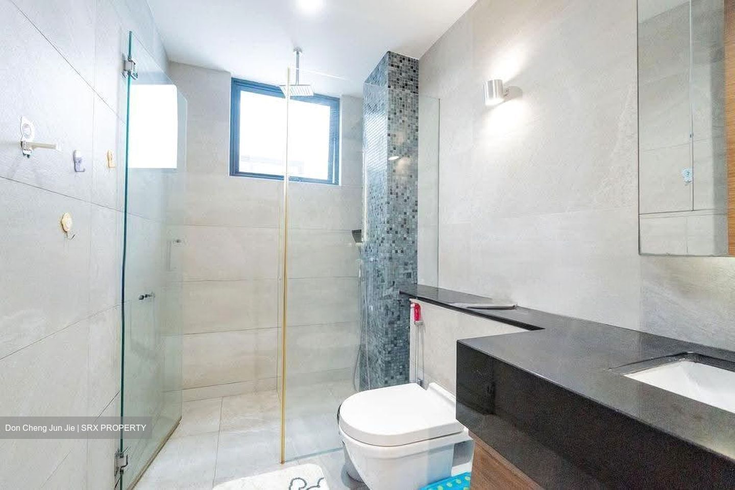Mandai Garden (D26), Terrace #638206471